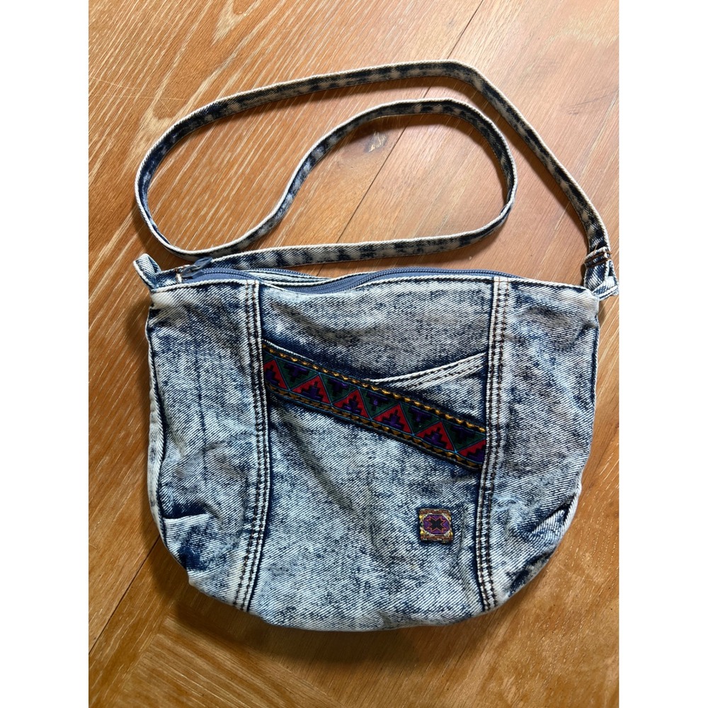 Vintage Holiday Fair Acid Wash Denim Crossbody Bag‎ Southwestern Embroidered 90s